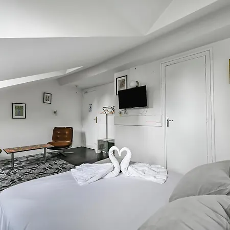 Sauvage Hotel