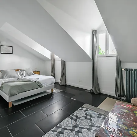 Sauvage Hotel