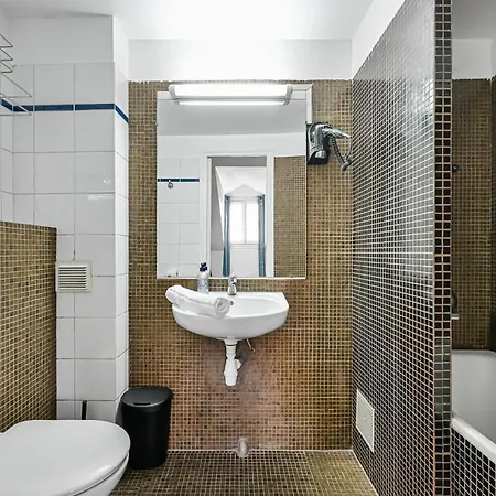 Hotel Sauvage *