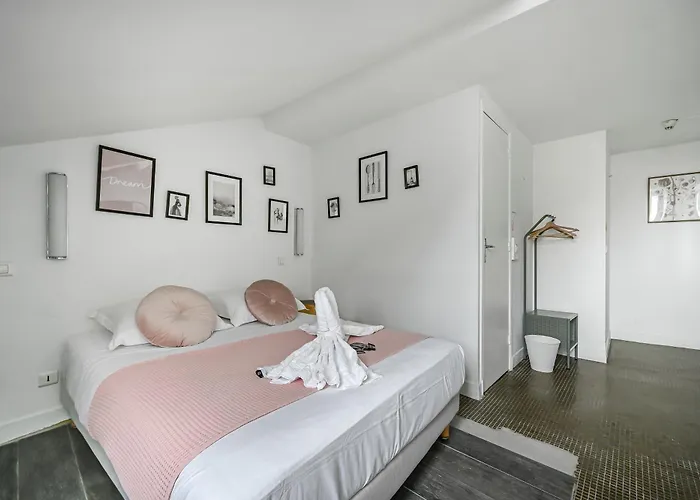 Hotel Sauvage