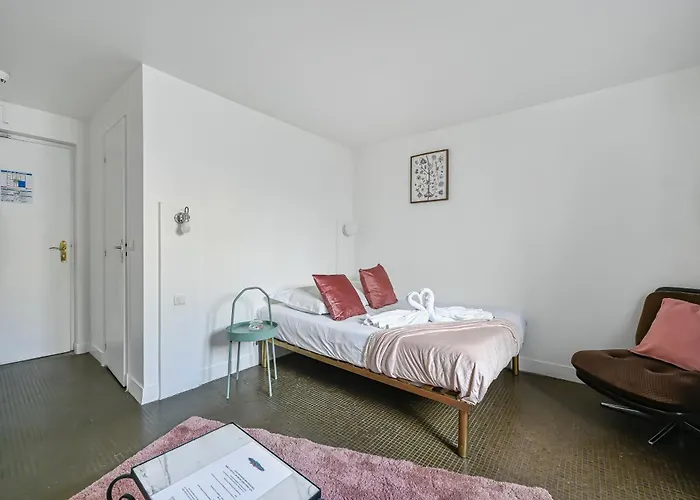 Sauvage Hotel