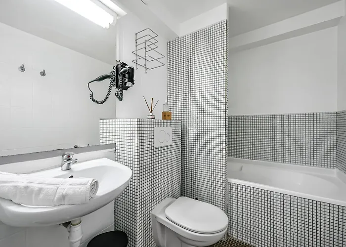 Sauvage Hotel
